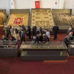 Kutsal Emanetler sergisi Kastamonu&rsquo;da 100 bine yakın ziyaret&ccedil;i ağırladı