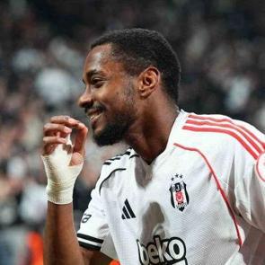 Panama'dan kalktı izlemeye geldi! Murillo, gol&uuml;yle gazeteciyi mest etti