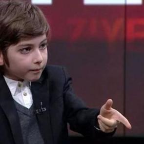 Yıllardır ortada yoktu! Filozof Atakan'dan a&ccedil;ıklama geldi: G&ouml;r&uuml;nt&uuml;s&uuml; şaşırttı