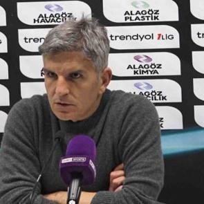 1. Lig ekibinde 45 g&uuml;n sonra ayrılık! Basın toplantısında istifa etti