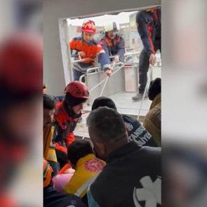 240 kiloluk hasta vin&ccedil;le hastaneye g&ouml;t&uuml;r&uuml;lebildi