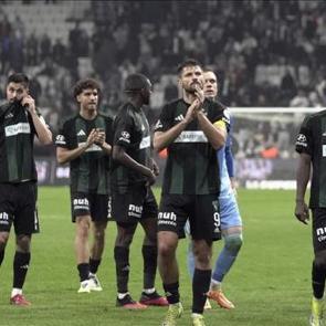 34'l&uuml;k golc&uuml;den Montella'ya &ccedil;ağrı! 'Eksik var, kendimi orada g&ouml;r&uuml;yorum'