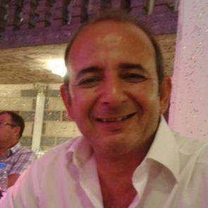 İzmir'de dehşet! Yolcu, taksi şof&ouml;r&uuml;n&uuml; &ouml;ld&uuml;rd&uuml;