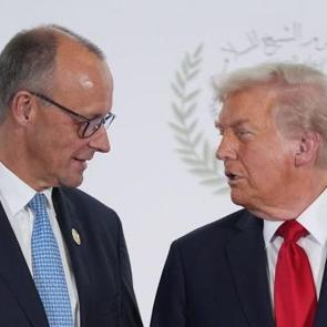 AB, Trump'ın &ouml;fkesinden korktu: Stamer'e siteminden sonra Alman Başbakanından destek