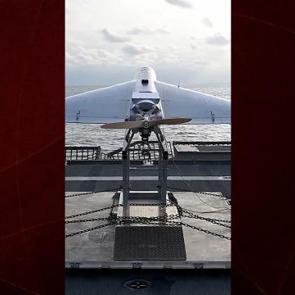 ABD savaş gemisinden 'İran kopyası' kamikaze İHA fırlatıldı