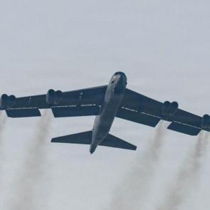 ABD'ye ait B-52 bombardıman u&ccedil;akları İngiltere'de
