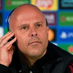 Arne Slot, iki Galatasaray mağlubiyeti i&ccedil;in de 'Şans' dedi!