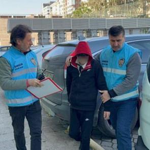 Bir kişiyi bı&ccedil;aklayan 14 yaşındaki &ccedil;ocuk tutuklandı! Kavganın sebebi ise: G&uuml;vercin!