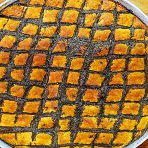 G&ouml;renin baklava sandığı, şerbetsiz Uşak tatlısı: Zini hamursuzu