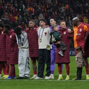 Evren G&ouml;z yazdı: T&uuml;rk futbolu i&ccedil;in yeni destan! &Ccedil;eyrek final neden olmasın?