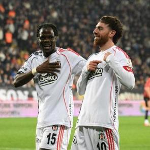 Hangi gol daha g&uuml;zel? Orkun K&ouml;k&ccedil;&uuml;'den Sergen Yal&ccedil;ın cevabı