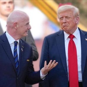 Iran D&uuml;nya Kupası'na katılacak mı? Infantino, Trump ile g&ouml;r&uuml;şt&uuml;!