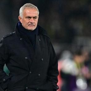 Jose Mourinho Galatasaray'a rakip oldu!