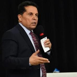 Mahkemeden Ahmet &Ouml;zer kararı