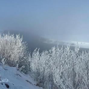 Mart ayında -25 dereceyi g&ouml;rd&uuml;ler: Kent merkezi buz kesti!