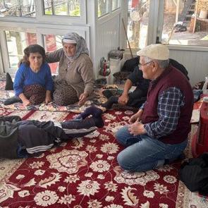 Muğla'da 71 ve 72 yaşındaki &ccedil;ift, 52 yıldır engelli 3 evladına bakıyor