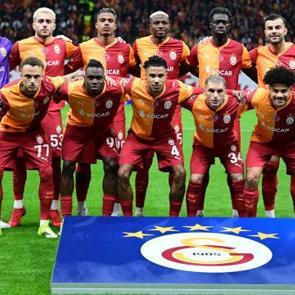 R&ouml;vanş &ouml;ncesi k&ouml;t&uuml; haber! Galatasaray'ın yıldızı 90'da cezalı duruma d&uuml;şt&uuml;