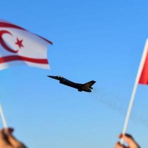 T&uuml;rkiye'nin KKTC'ye konuşlandırdığı F-16'lar korkuttu! İsrailli uzmandan had bilmez yorum