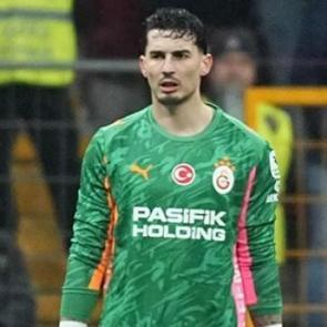 Uğurcan &Ccedil;akır'dan alkışlanacak hareket