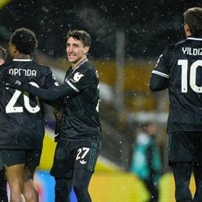 Yıldız golc&uuml; S&uuml;per Lig devine yeşil ışık yaktı! Avrupa ekibi zararına satıyor