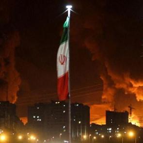 ABD ve İsrail'e k&ouml;t&uuml; haber! İran duyurdu: 500'&uuml; yakalandı!