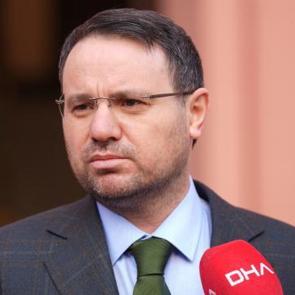 Akın G&uuml;rlek&rsquo;in a&ccedil;ıklaması sonrası CHP&rsquo;de panik! &Ouml;zg&uuml;r &Ouml;zel'den 'B&ouml;cek' hamlesi