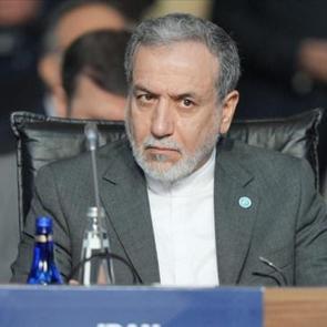 Arak&ccedil;i&rsquo;den ABD&rsquo;li gazeteciye ters k&ouml;şe: &ldquo;Saldırmazsanız g&uuml;vendeler&rdquo;