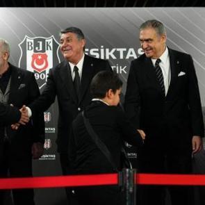 Beşiktaş'ta geleneksel bayramlaşma t&ouml;reni yapıldı