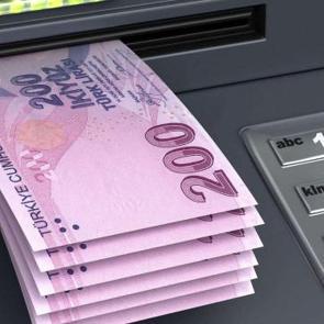 Bug&uuml;n bankalar a&ccedil;ık mı, kapalı mı? Bankalar saat ka&ccedil;a kadar a&ccedil;ık?