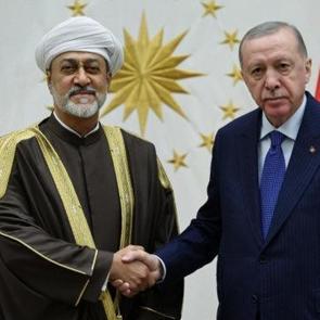 Cumhurbaşkanı Erdoğan, Umman Sultanı ile g&ouml;r&uuml;şt&uuml;