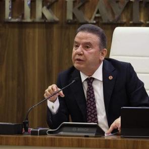 Dev yolsuzluk operasyonunda 702 sayfalık iddianame! İşte B&ouml;cek ve ailesinin su&ccedil; eylemleri