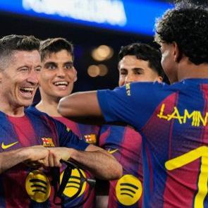 Devler Ligi'nde 9 goll&uuml; d&uuml;ello! Barcelona rakibini ezdi ge&ccedil;ti