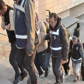Eskişehir merkezli yasa dışı bahis ve dolandırıcılık operasyonunda 32 tutuklama