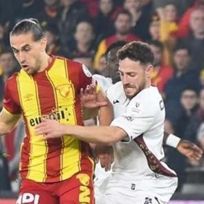 Fenerbah&ccedil;e ve Galatasaray G&ouml;ztepe'nin yıldızı i&ccedil;in karşı karşıya!