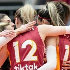 Galatasaray Kadın Voleybol Takımı CEV Kupası'nda finale y&uuml;kseldi!