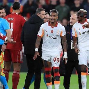 Galatasaray k&ouml;t&uuml; haberi duyurdu: Osimhen ve Lang'ın son durumu a&ccedil;ıklandı!