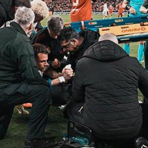 Sedyeyle oyundan alınan Noa Lang i&ccedil;in korkutan haber geldi