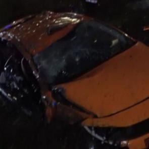 İstanbul'da taksi su kanalına u&ccedil;tu: 3 &ouml;l&uuml;