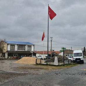 Kimsenin adım atmak istemediği k&ouml;y! Gelen ka&ccedil;ıyor... Bayramda bile boş kaldı!