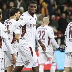 Kral tarih yazmak i&ccedil;in sahaya &ccedil;ıkıyor! Kırılması zor bir rekora imza atacak