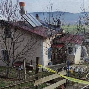 K&uuml;tahya'da yangın! 1 &ouml;l&uuml;, 1 yaralı!