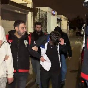 'Sigara vermedin' kavgasında kan aktı: 17 yaşındaki &ccedil;ocuk &ouml;ld&uuml;, 5 kişi tutuklandı!