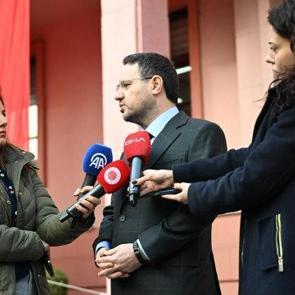 Son Dakika: Akın G&uuml;rlek'ten &Ouml;zg&uuml;r &Ouml;zel'in iddialarına yanıt: Mal varlığını a&ccedil;ıkladı!