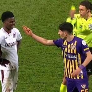 Trabzonspor'un yıldızı Galatasaray ma&ccedil;ı &ouml;ncesi cezalı duruma d&uuml;şt&uuml;