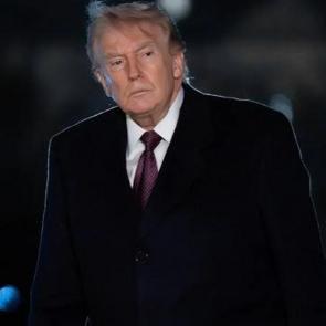 Trump durdurulamıyor! İran sonrası hedefi a&ccedil;ıkladı: K&uuml;ba'yı almak benim i&ccedil;in onur olacak..