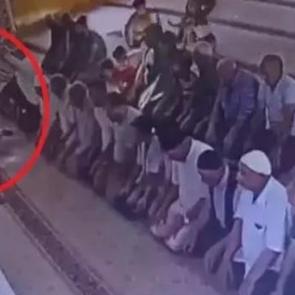 Camide namaz kıldığı sırada &ouml;ld&uuml;r&uuml;lm&uuml;şt&uuml;! Katilin cezası belli oldu