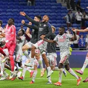 S&uuml;per Lig'in kasıp kavurmuştu! 33'l&uuml;k yıldız parayı reddedip geliyor