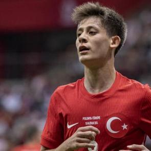 Arda G&uuml;ler'den 'Hagi' sorusuna cevap!