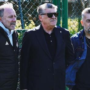 Sergen Yal&ccedil;ın forvetini se&ccedil;ti! Rekor b&uuml;t&ccedil;e hazırlayan Kartal yıldız isimle g&ouml;r&uuml;şt&uuml;