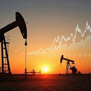 Trump resti &ccedil;ekti, petrol yine fırladı: H&uuml;rm&uuml;z Boğazı bilmecesi b&uuml;y&uuml;yor!